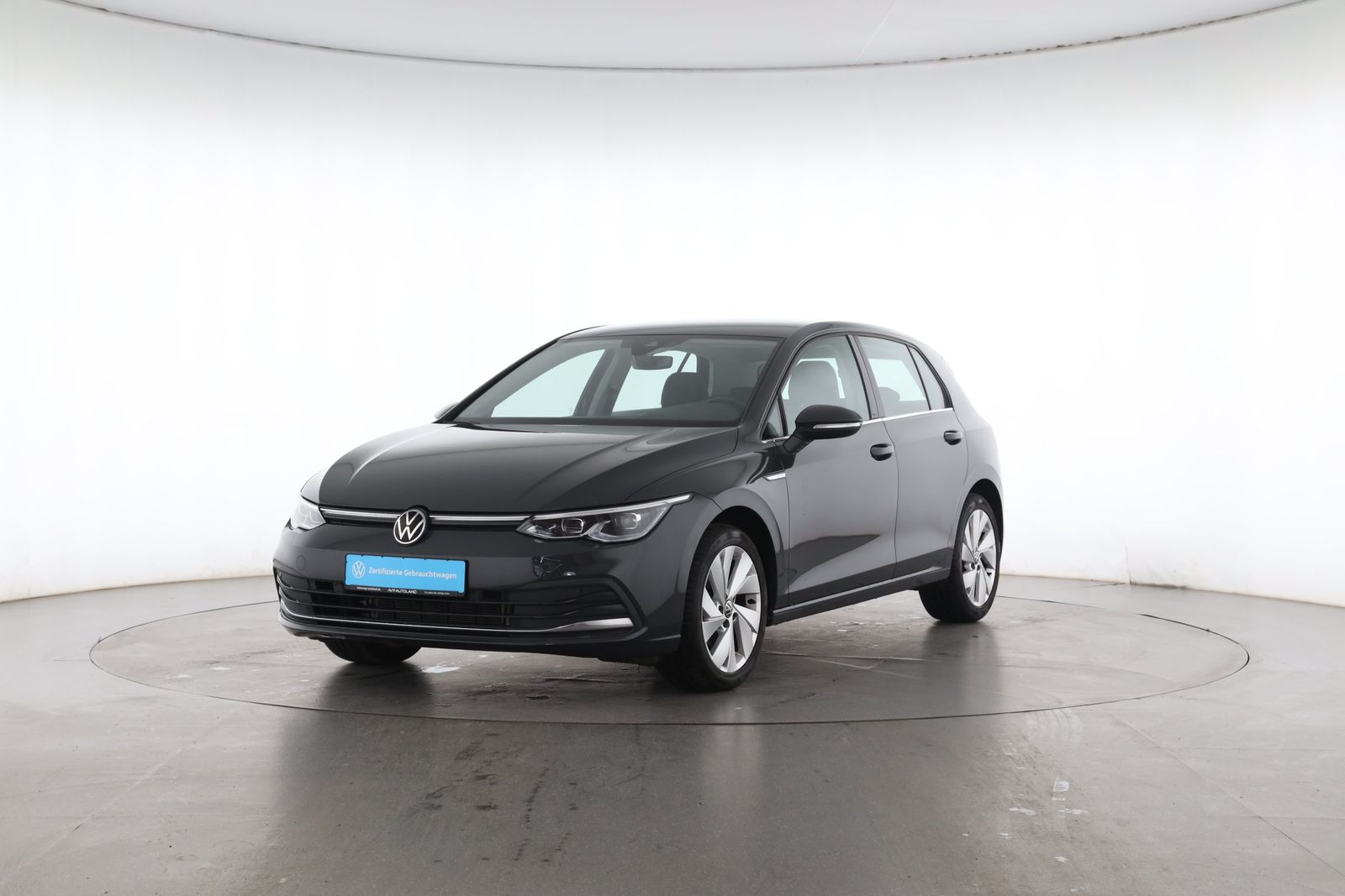 Volkswagen Golf VIII 1.5 eTSI DSG STYLE ACC NAVI LED foto 2