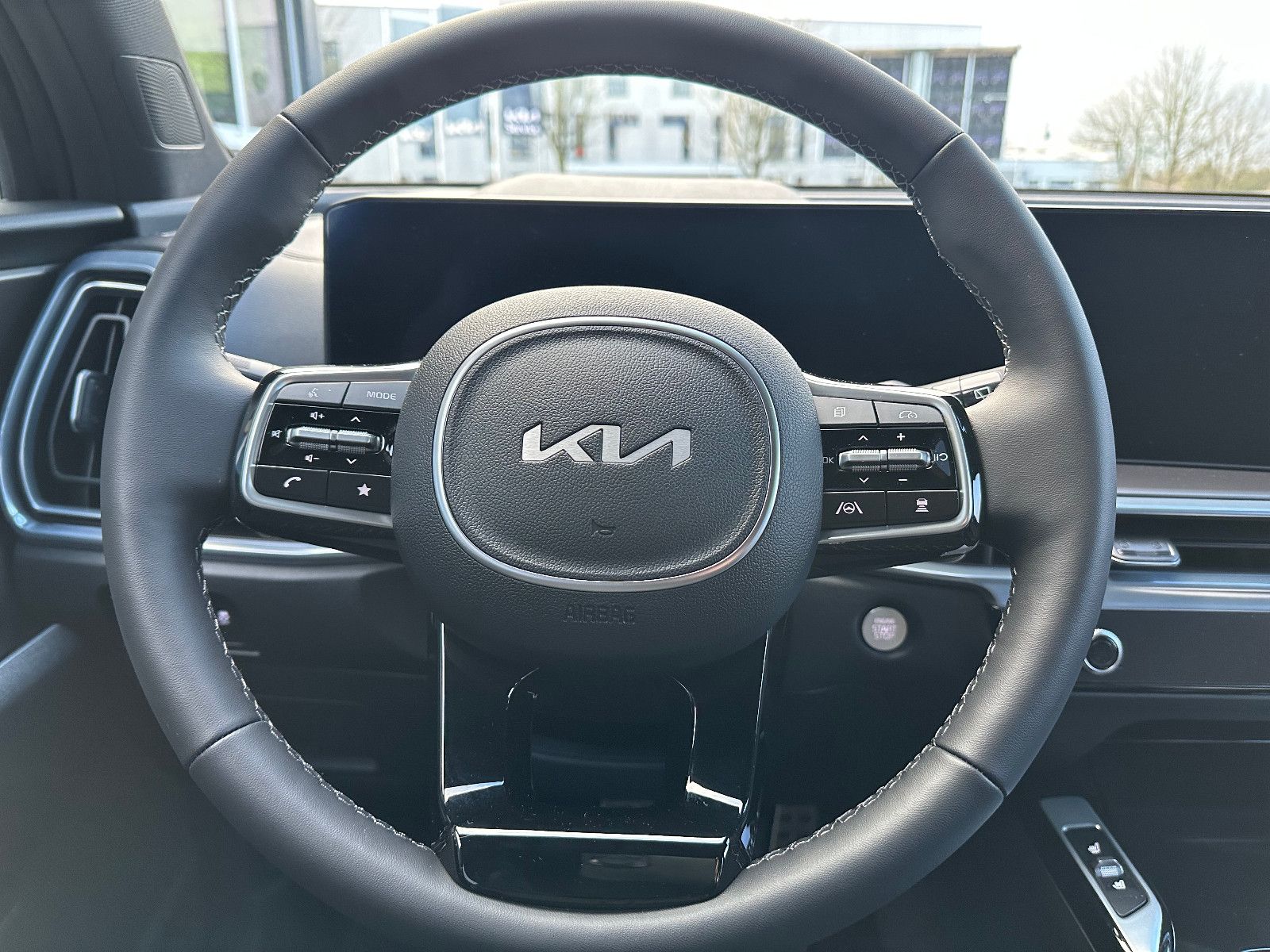 Fahrzeugabbildung Kia Sorento 2.2 CRDi AWD Platinum Nappa AHK