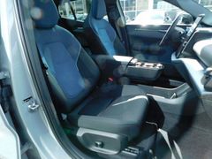 Fahrzeugabbildung Volvo EX30 Single M. Extended Range RWD Plus