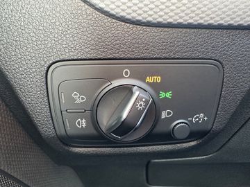 Bild 6 Audi Q2 35 TFSI S line S tronic +M-LED+KAMERA+PANO.+