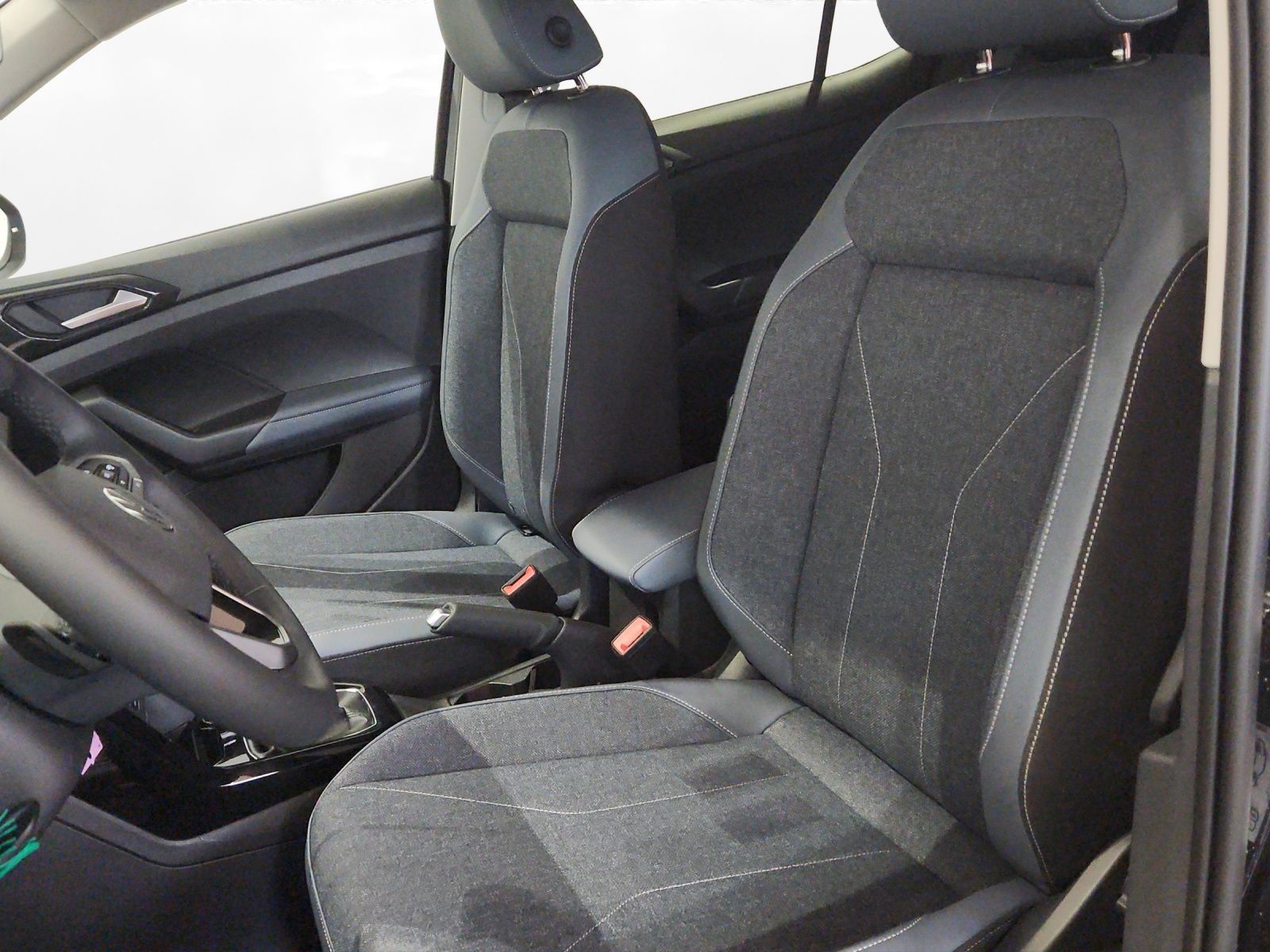 Volkswagen T-Cross - Bild 8