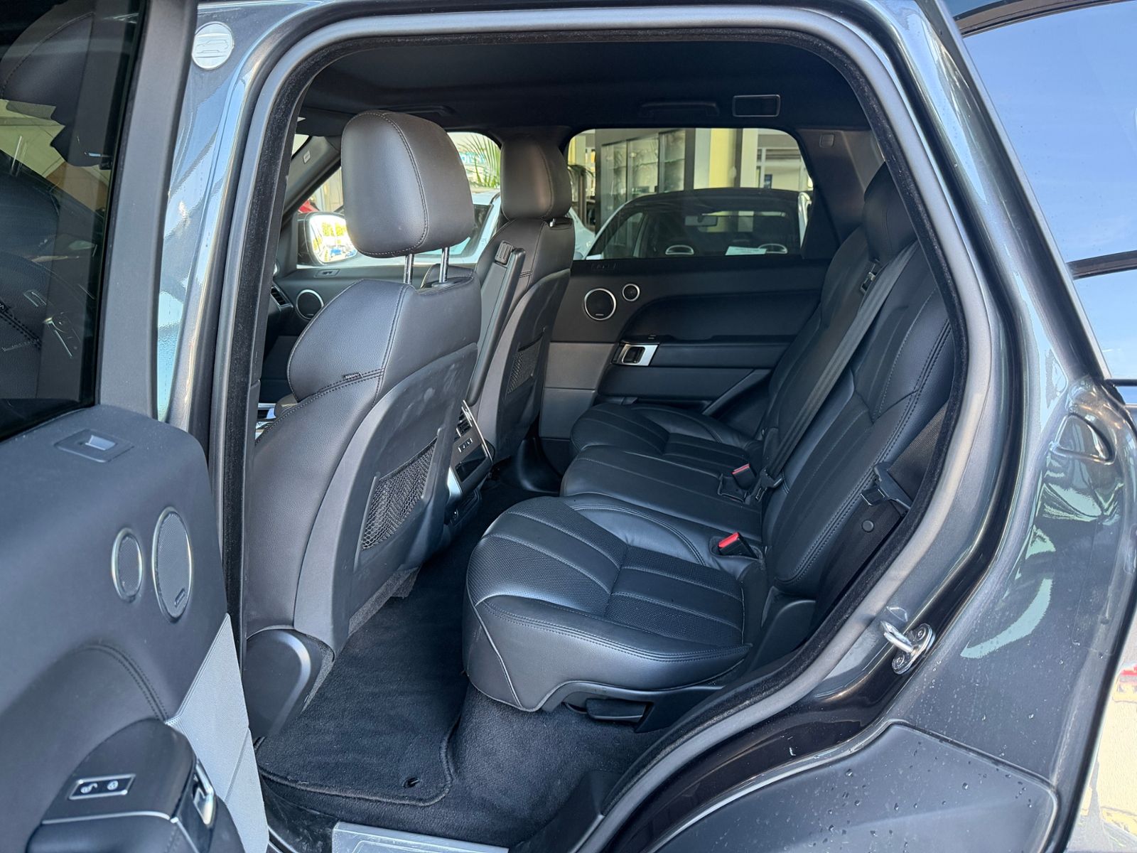Fahrzeugabbildung Land Rover Range Rover Sport SDV6 SE AHK STDHZ -TEXT LESEN!