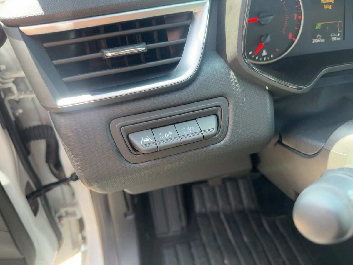 Fahrzeugabbildung Renault Clio EQUILIBRE SCe 65 EPH