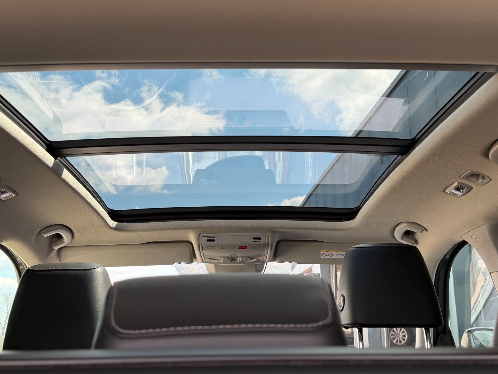 Fahrzeugabbildung SKODA Kodiaq 2.0 TSI Style *Pano*Standhzg*7Si*ACC*AHK*