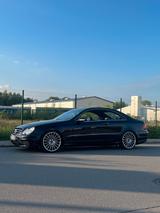 Mercedes-Benz Mercedes Clk 500 - Mercedes-Benz CLK 500 mit LPG-Antrieb