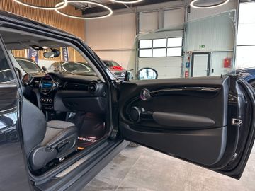 MYAUTOCENTER – Gebraucht- und Jahreswagen mit Werkstattservice in Pfaffenhofen MINI ONE Mini 3-trg. *2. Hand*Klima*SHZ*Bluetooth*LED