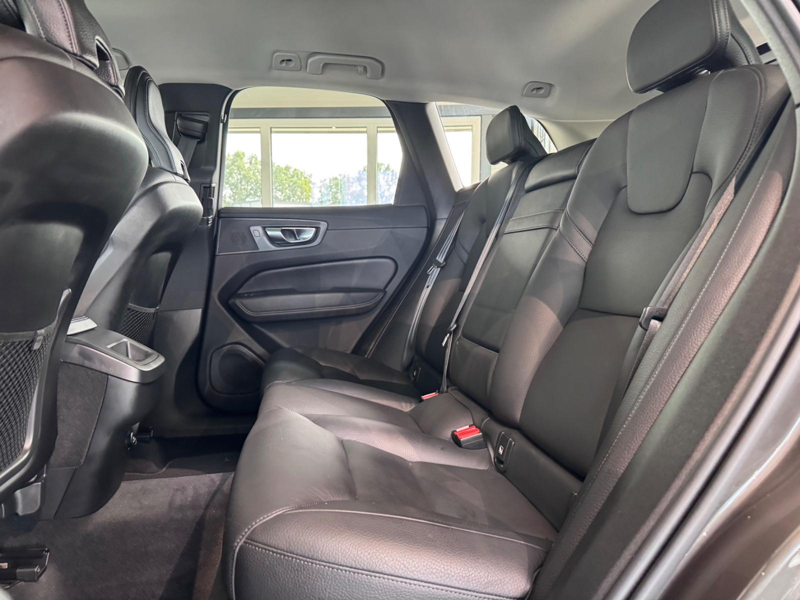 Volvo XC 60 Inscription 2WD*DIGITAL*LED*LEDER*MEMORY*