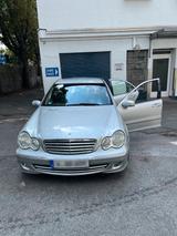 Mercedes-Benz Mercedes c220 - gebrauchte Mercedes-Benz C 220 aus dem Jahr 2004