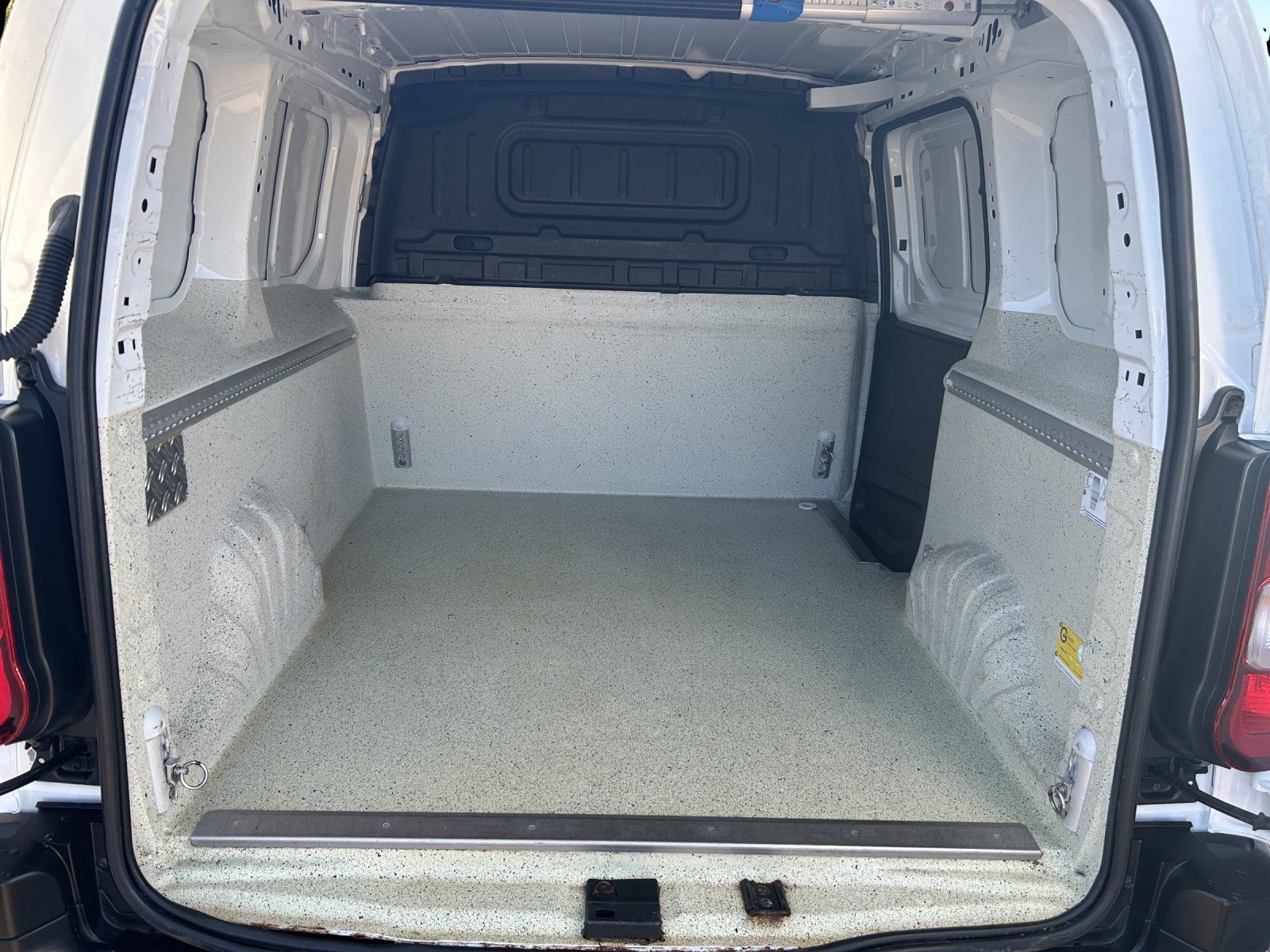 Fahrzeugabbildung Opel Opel Combo Cargo Edition/Kamera/PDC/Klima