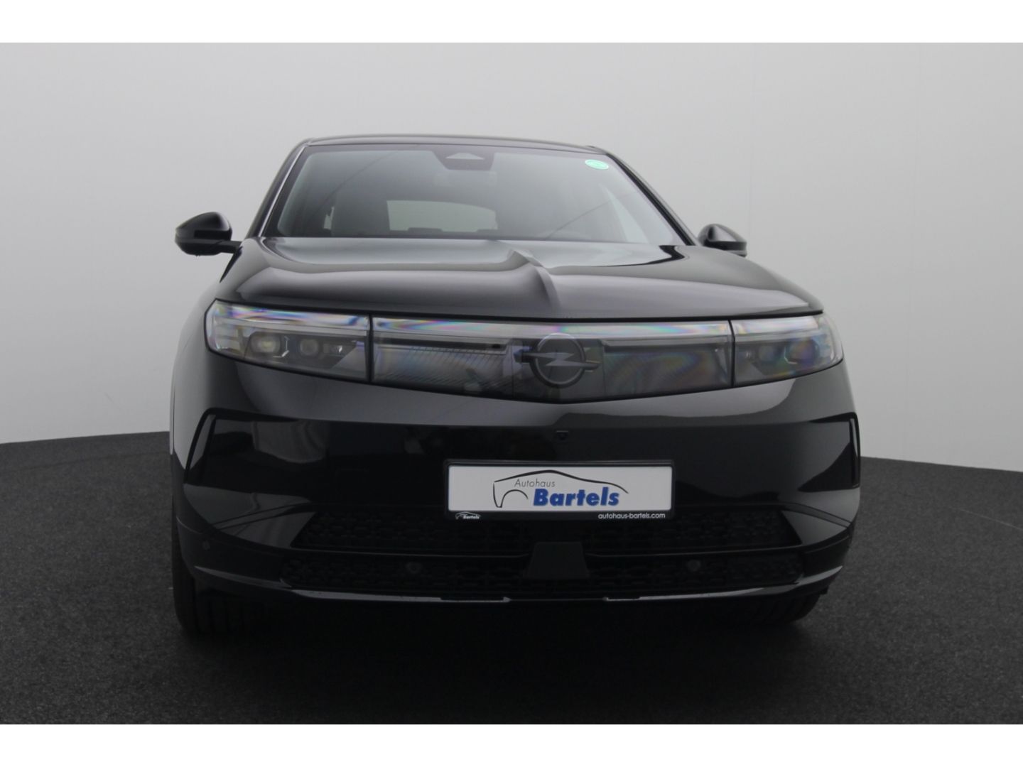 Fahrzeugabbildung Opel Grandland Ultimate AD AHK-abnehmbar El. Panodach