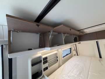 Westfalia Columbus 600 E 140 PS Winterpaket SOLAR Markise