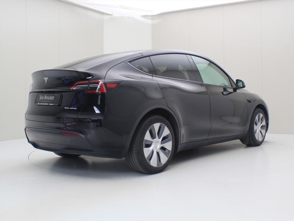 Tesla Model Y Long Range 345pk AWD Tesla Model Y Long imagem 2