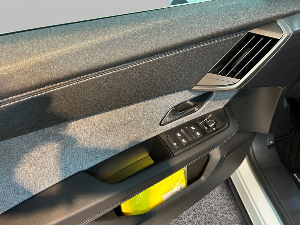 Fahrzeugabbildung Opel Grandland 1.2 DI Hybrid 48 V Automatik Edition