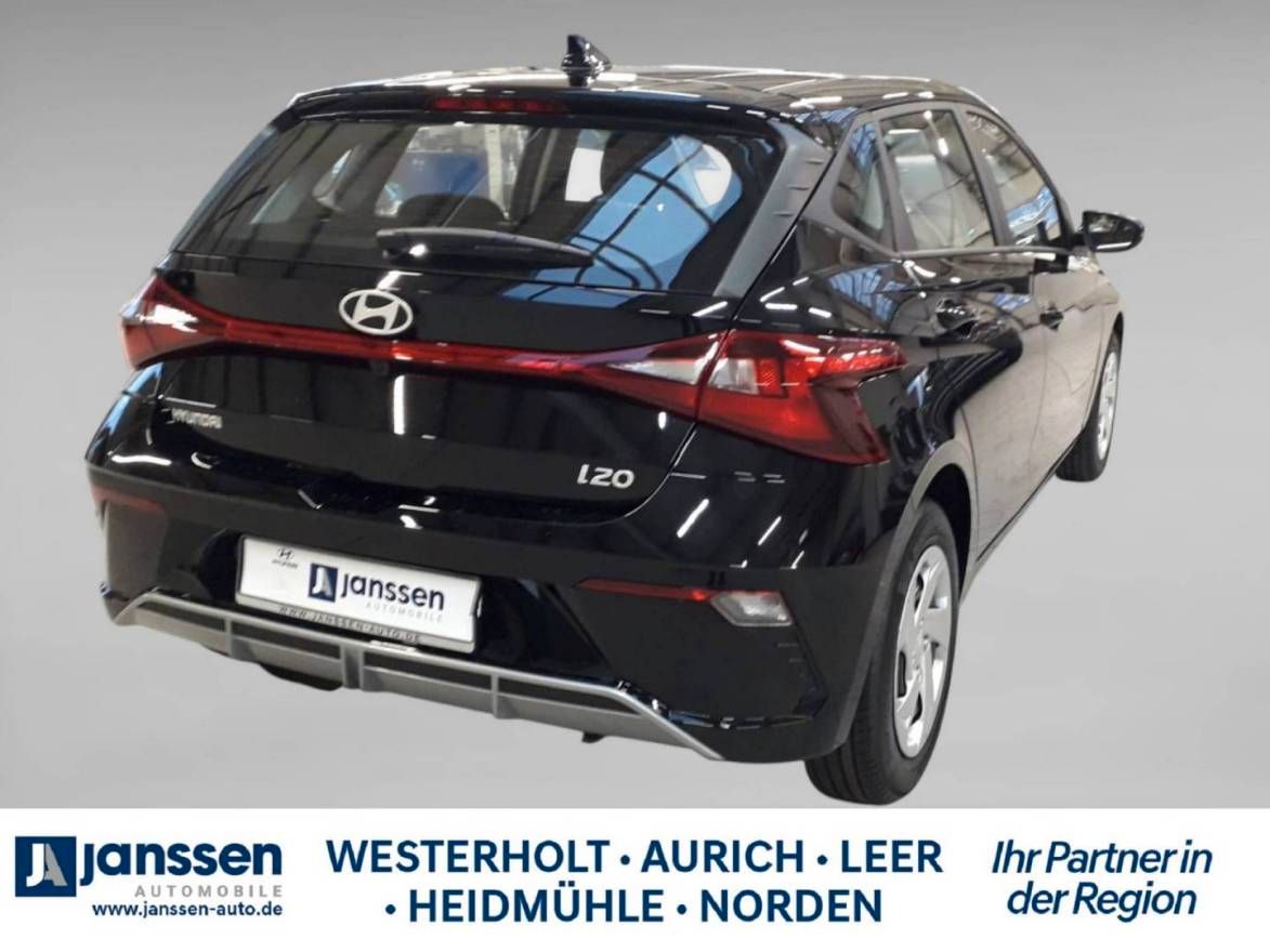 Fahrzeugabbildung Hyundai i20 FL MY26 1.0 T-GDI (90 PS) 6-MT Select Navi