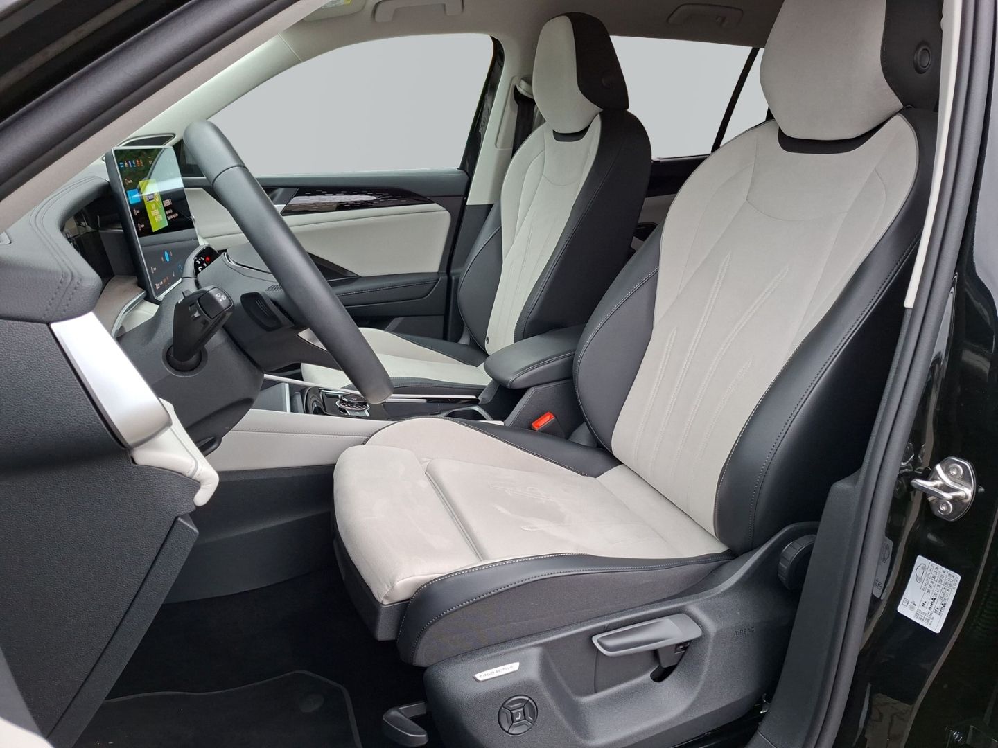 Tayron 1.5 TSI eHybrid Elegance *AHK*MATRIX*