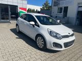 Kia Rio FIFA World Cup Edition Sitzheizung