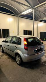 Ford Fiesta,sehr gepflegt - gebrauchte Ford Fiesta aus dem Jahr 2004