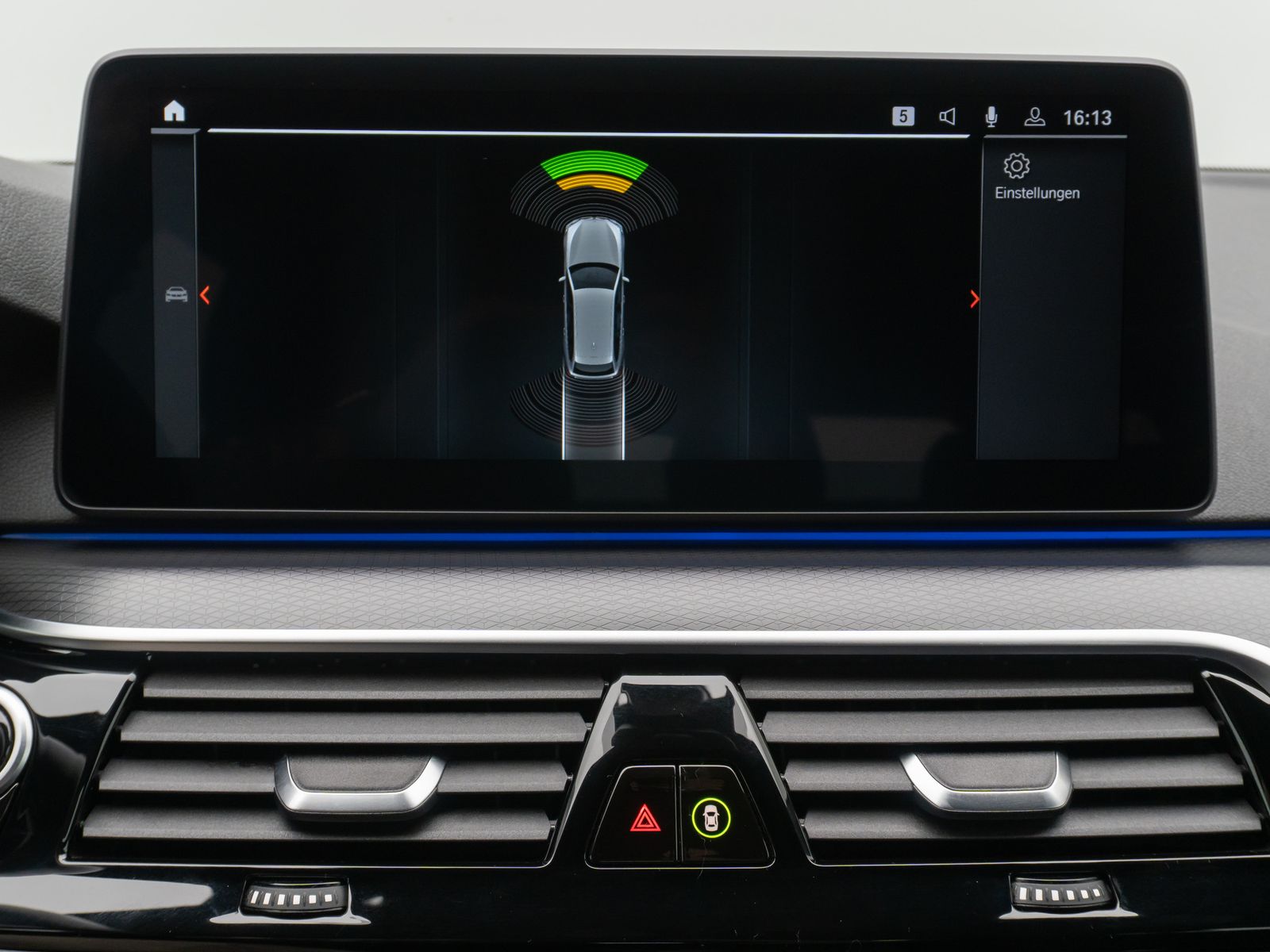 Fahrzeugabbildung BMW 530i M Sport Stop&Go Alarm DAB Komfort HiFi 18"