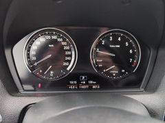 BMW 118 i Sport Line Automatik~Kat Deffekt