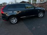 Volvo XC 60 D 4 - Volvo XC60: Volv