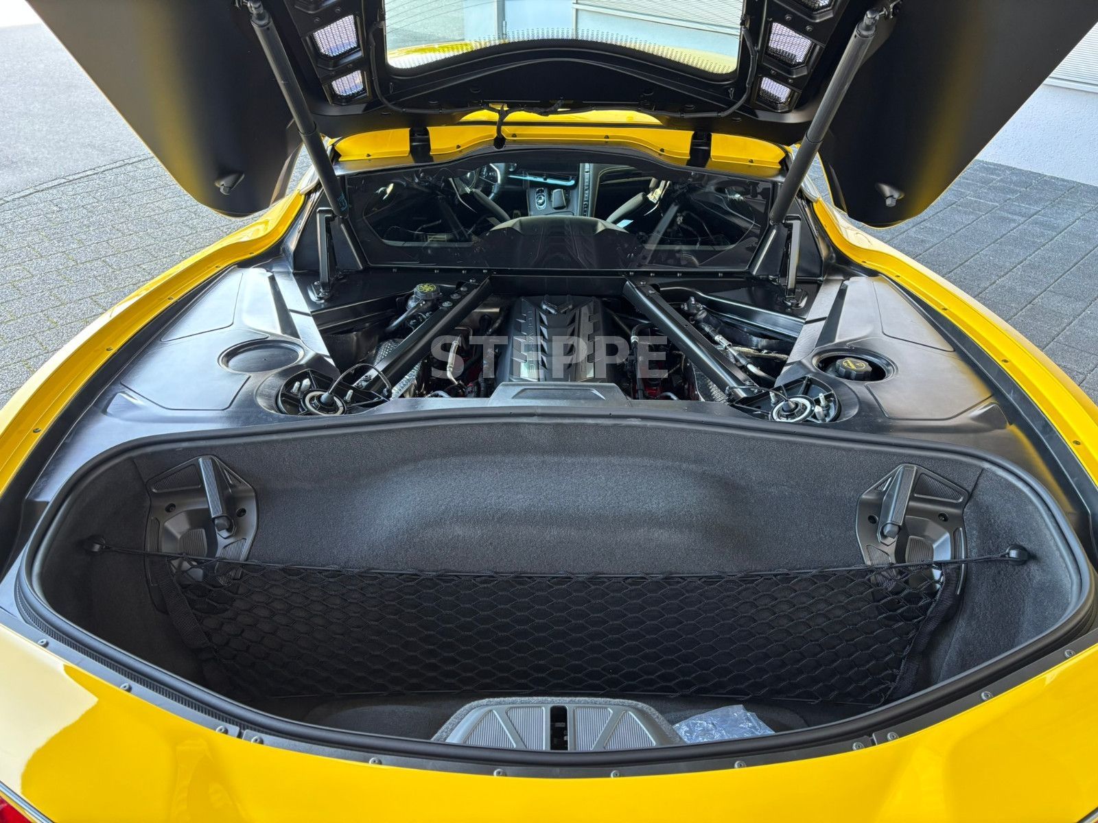 Corvette C8 E-Ray 3LZ Coupe EU-Mod Herst.Garantie