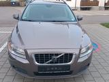 Volvo V70 D5  Kinetic Geartronic 