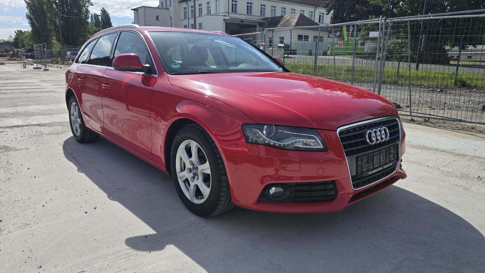Audi A4 Avant Attraction