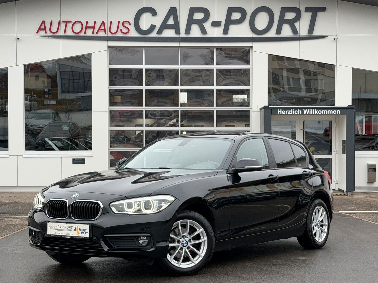 BMW 116 d Advantage LED | SHZ | PDC | UVM...