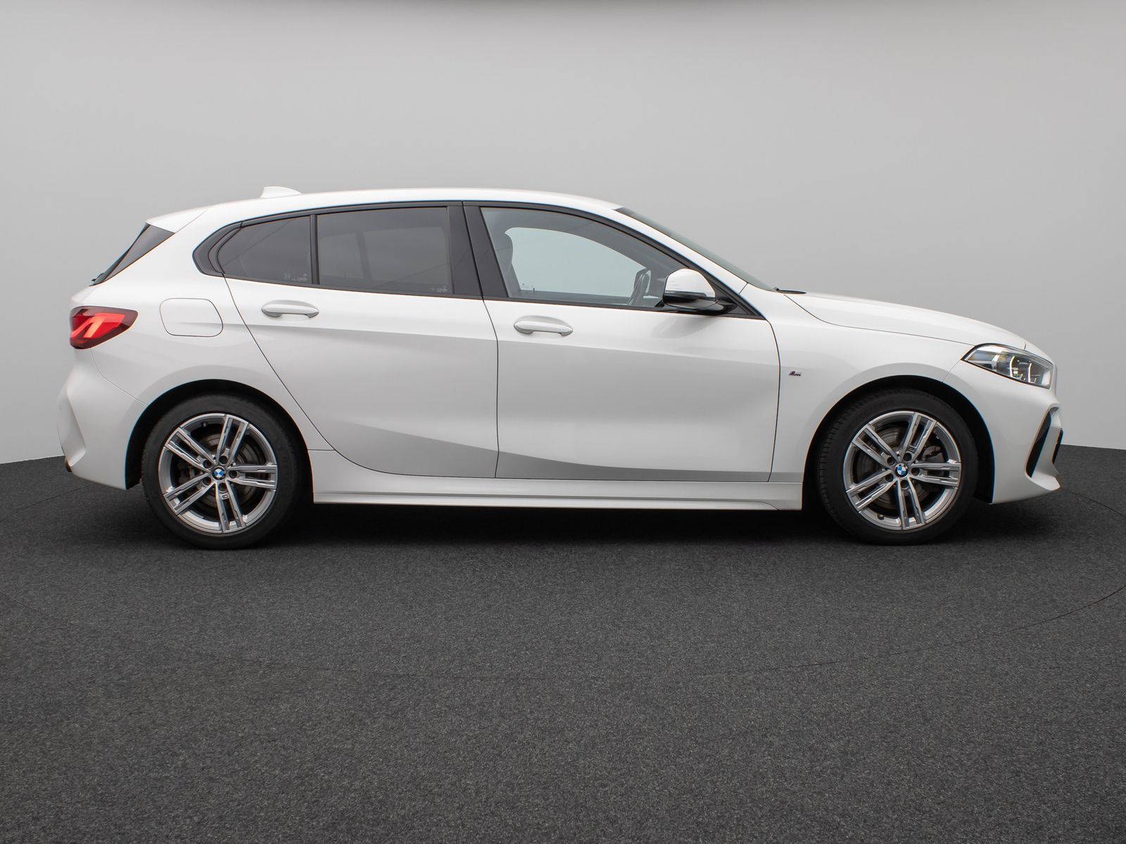 Fahrzeugabbildung BMW 120i M Sport DAB CockPitPr PDC Geschwindigkeitsr