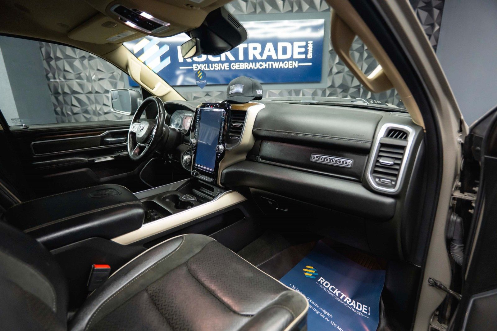 Fahrzeugabbildung Dodge RAM 5.7 V8 HEMI 4x4 OFFROAD Night LARAMIE RAPTOR