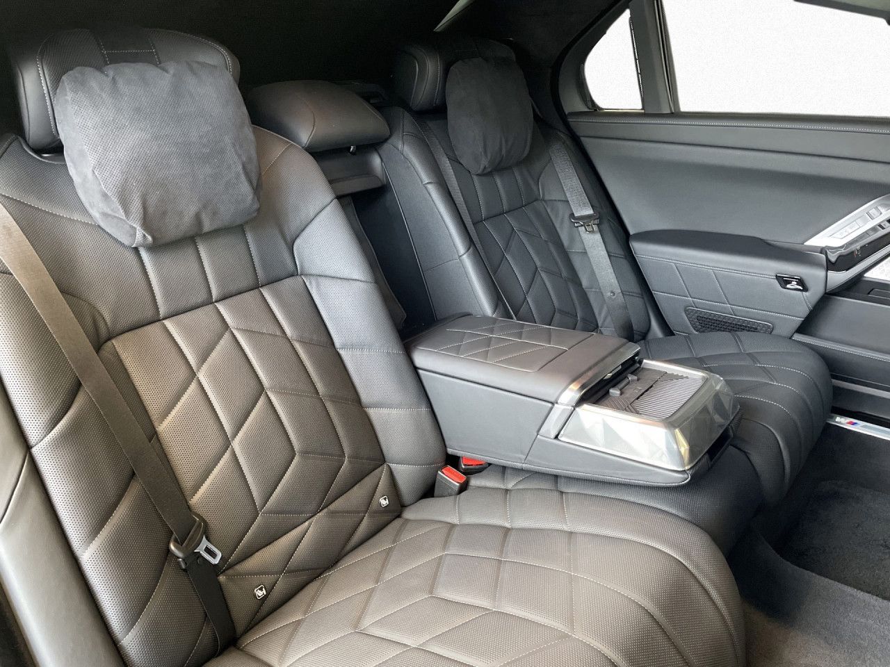 BMW i7 - Bild 23