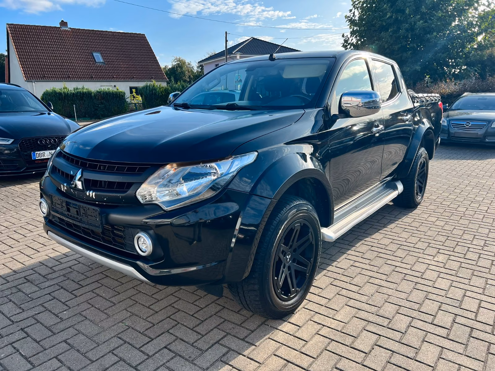 Mitsubishi L200 Edition 100 Doppelkabine 4WD/HU&AU