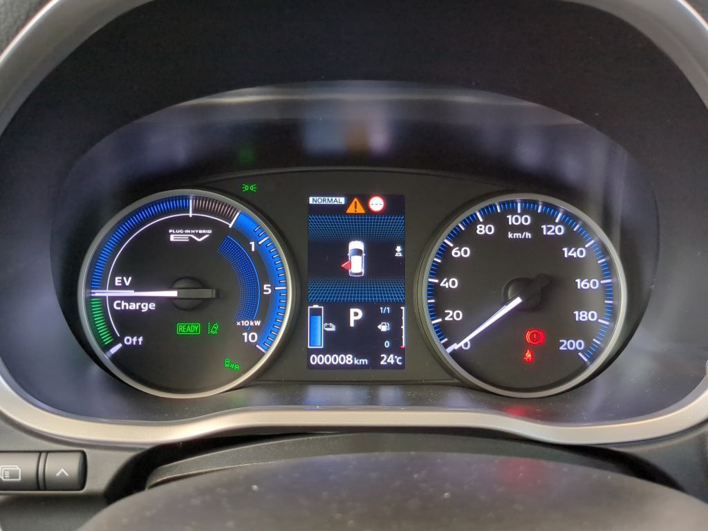 Fahrzeugabbildung Mitsubishi Eclipse Cross 2.4 PHEV 4WD Select
