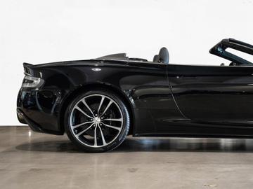 2011 Aston Martin DBS — миниатюра 18