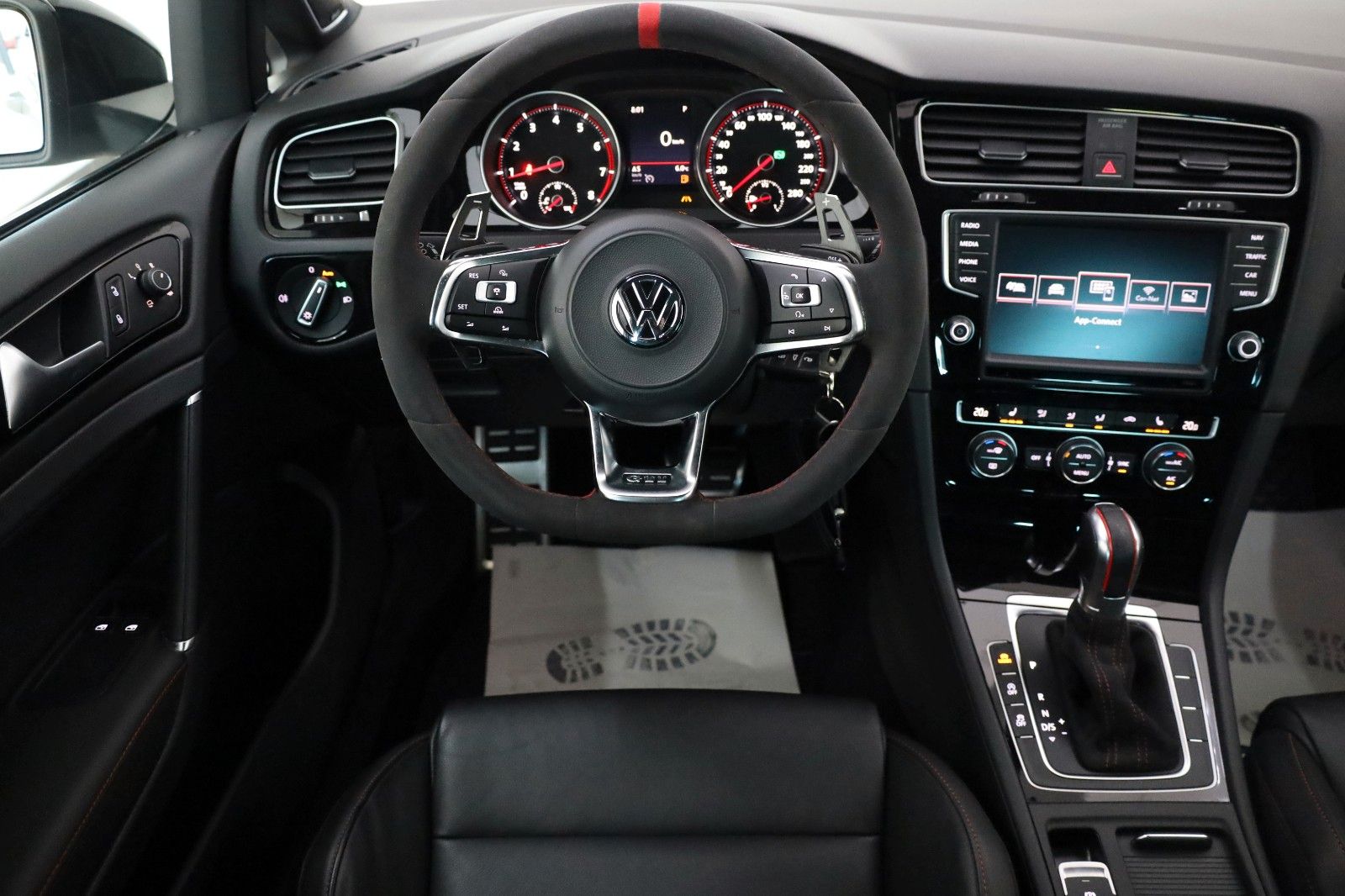 Fahrzeugabbildung Volkswagen Golf VII Lim. GTI Clubsport Leder,Navi,Xenon,SD