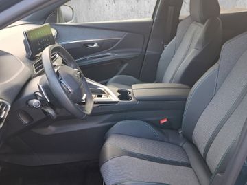 Peugeot 3008 Allure Pack 1.2 PureTech 130 Kam.+KeyLess