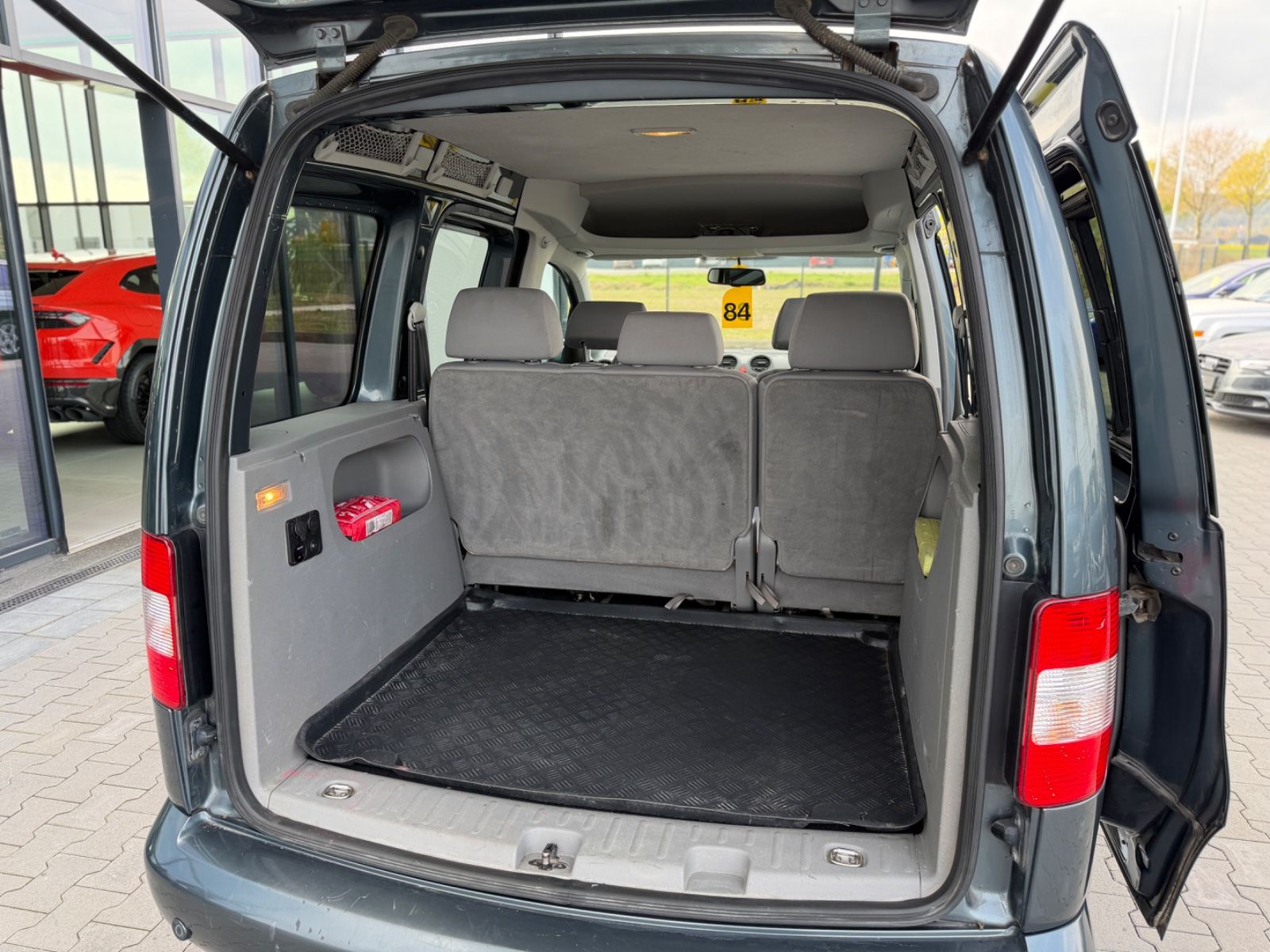 Caddy 1.6 Life Klimaaut. Anhängerk 5Sitz Tüv NEU