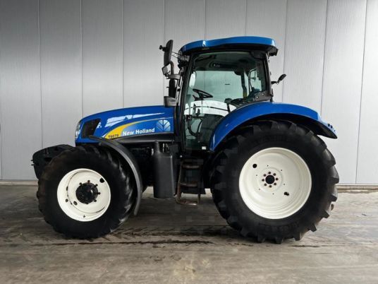 New Holland T 6070