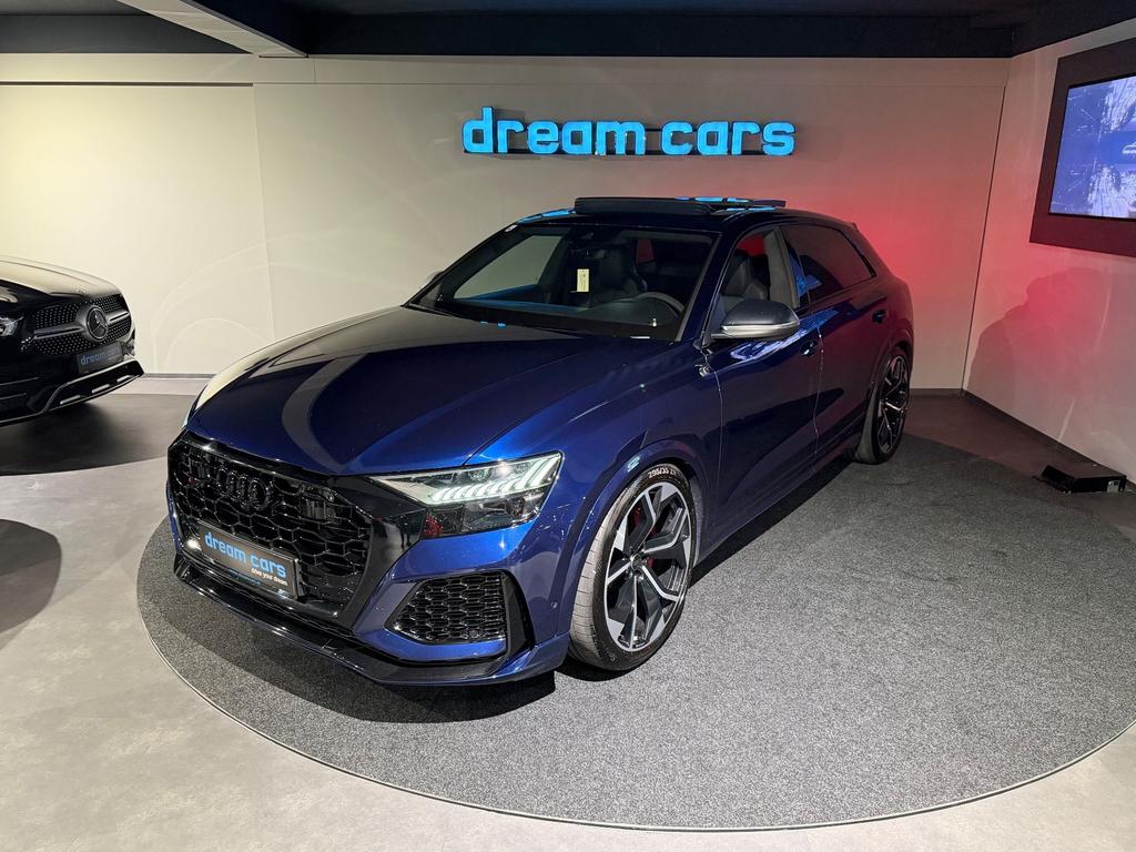 Audi RSQ8