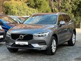 Volvo XC60 Momentum AWD AHK*PILOT*LEDER*BLIS - Volvo XC60 Gebrauchtwagen in Bremen