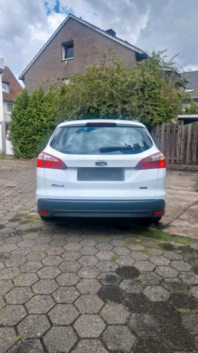 Ford Focus 2012 — photo 5