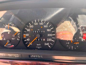 صورة مصغرة 12 لـ 1990 Mercedes-BENZ C 220