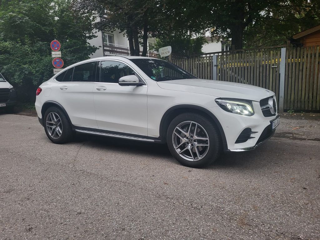Image of Mercedes-Benz GLC 250