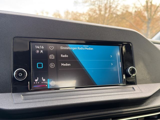 Caddy 2.0 TDI Move DSG SHZ AHK LED PANO 7-SITZER