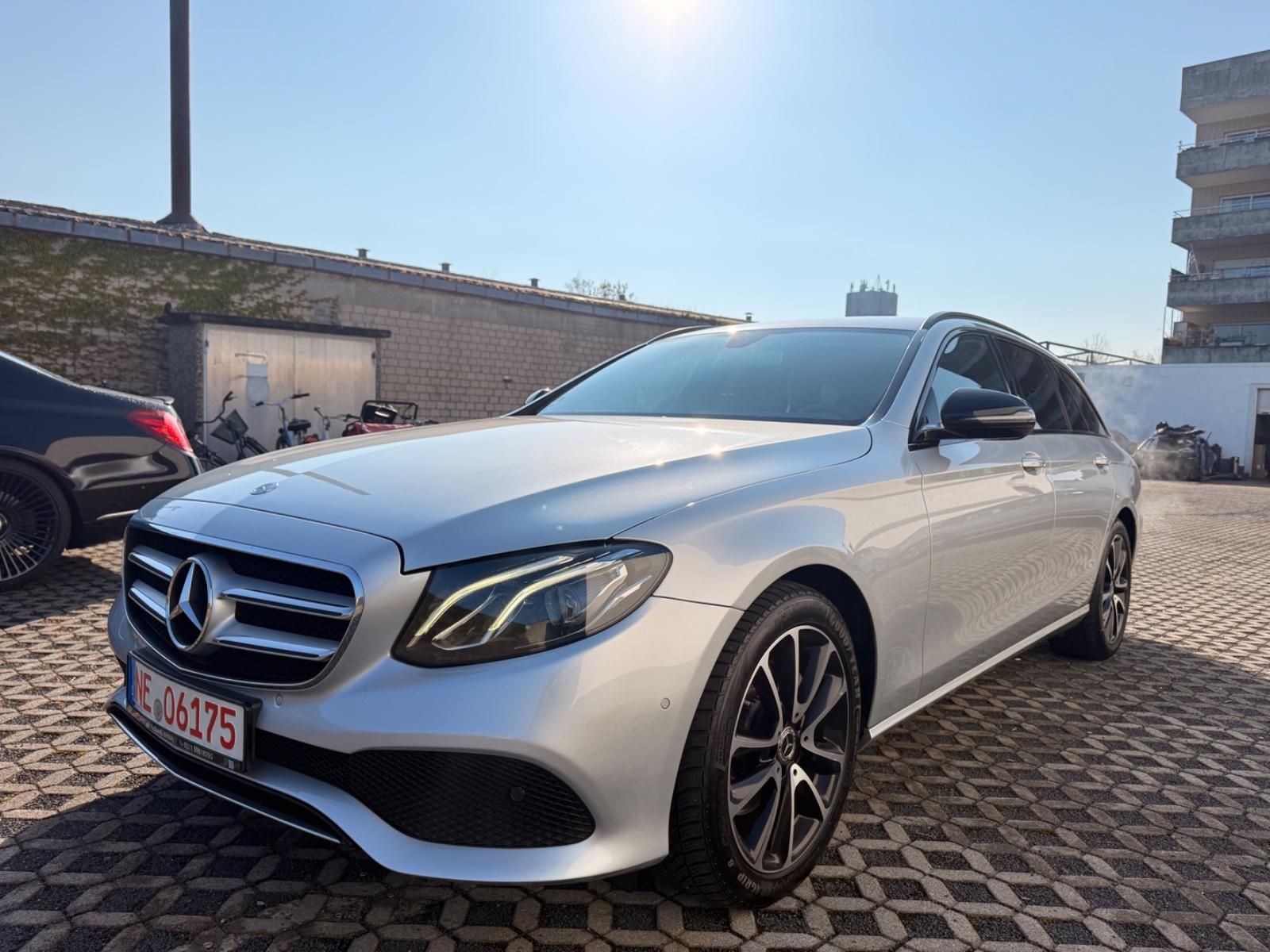 Mercedes-Benz E 200 E T-Modell E 200 *75.000 km*Benzin*