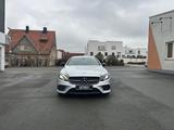 Mercedes-Benz E 300 Autom. - - Mercedes-Benz E 300: Coupe