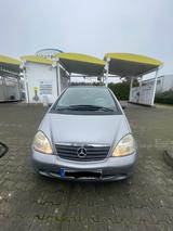 Mercedes-Benz A 140 AVANTGARDE Lang Avantgarde - graue Mercedes-Benz A 140