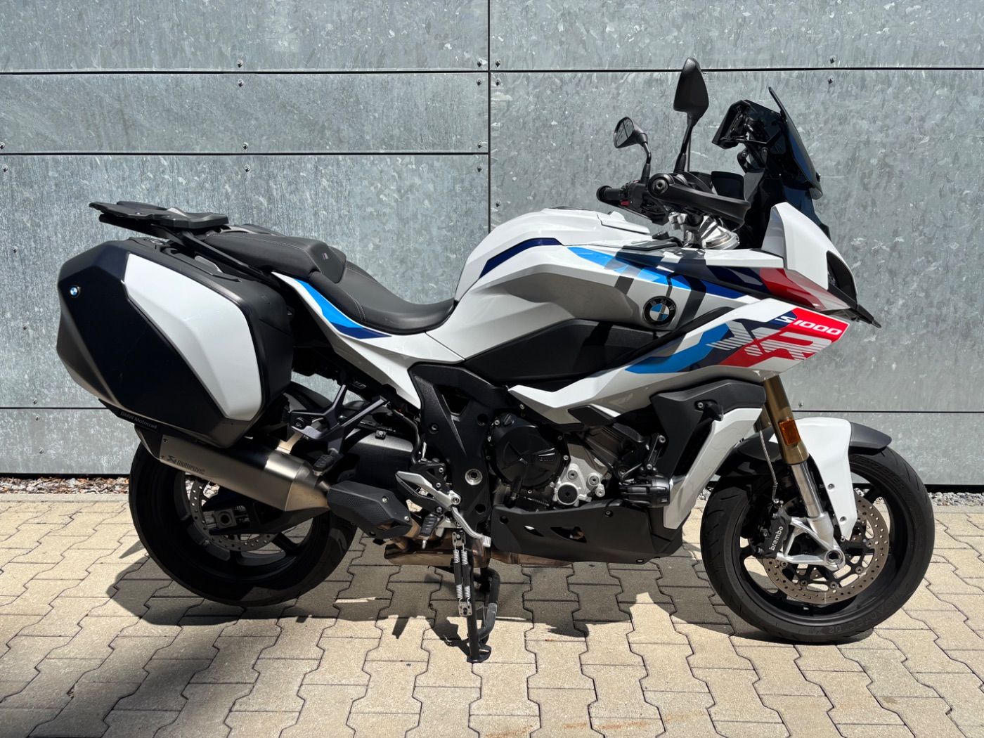 Fahrzeugabbildung BMW S 1000 XR M Paket aus 1. Hand mit Kofferset Öl I