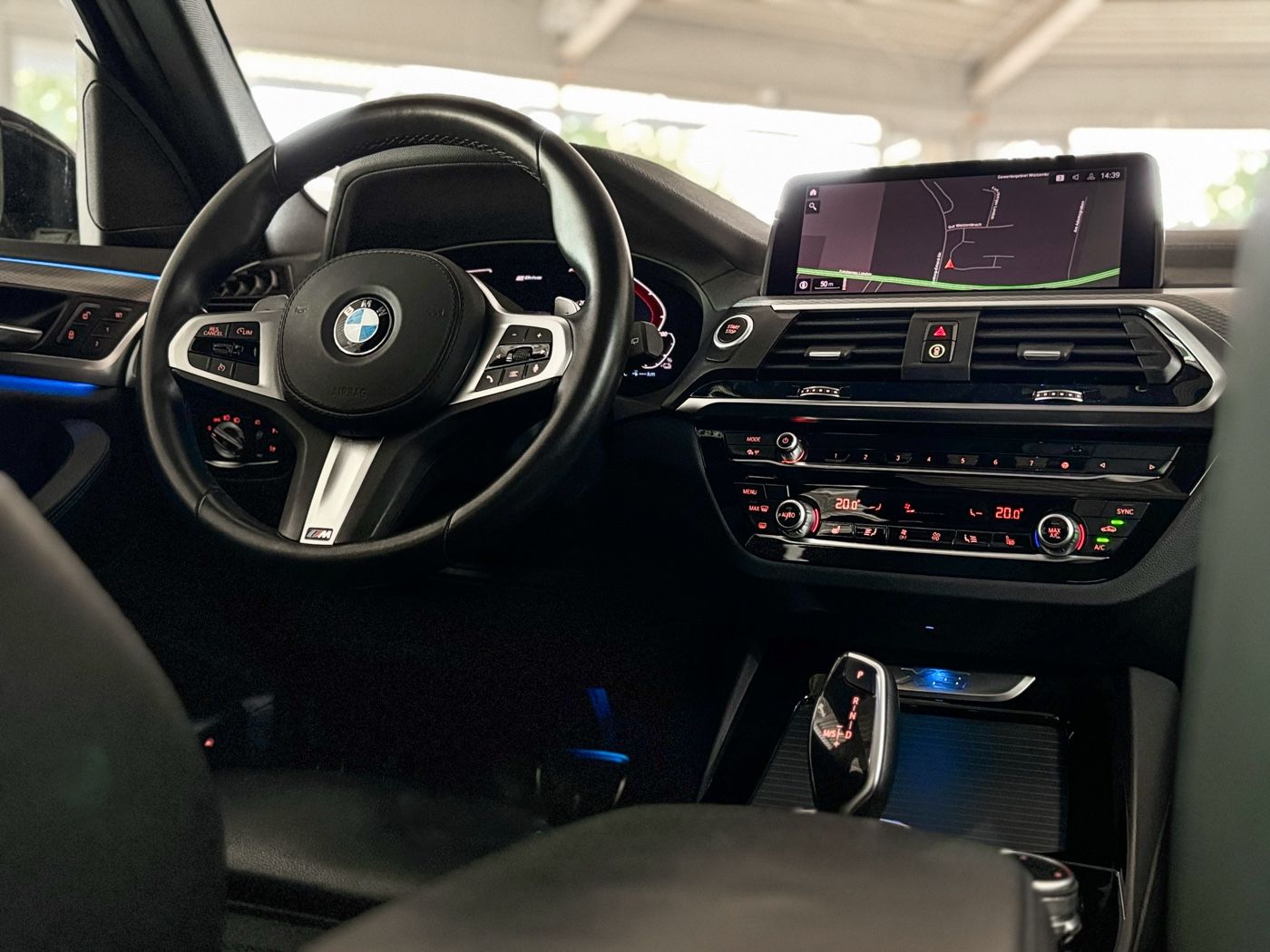 Fahrzeugabbildung BMW X3 xD30e M Sport Panoram Kamera HUD DAB HiFi 21"