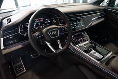 AUDI SQ7 TFSI | Pano | Carbon | HuD | B&O | Nardograu AUDI SQ7 TFSI | Pano | Carbon | HuD | B&O | Nardograu